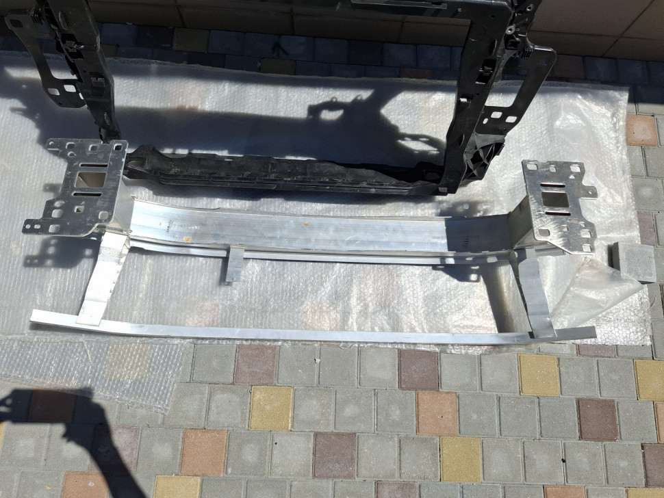 Усилитель переднего бампера AUDI Q3 F3 2019 2020 2021 2022 2023 2024 2025 алюминий Усилитель Ауди Ку3 83g807109 