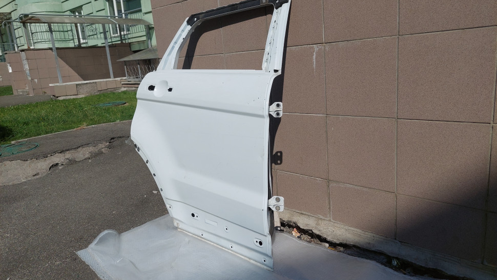 Дверь Evoque Range Rover с петлями дверь задняя правая Ренж Ровер Эвог 2012 - 2018