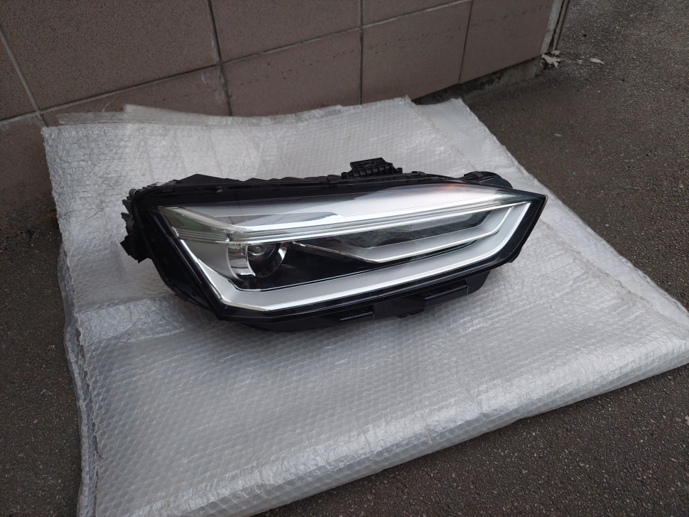 Фара Audi a5 bi-xenon 2019 2018 2017 2016 фара Ауди А5 би ксенон правая в Сборе с блоком 8W6941006C