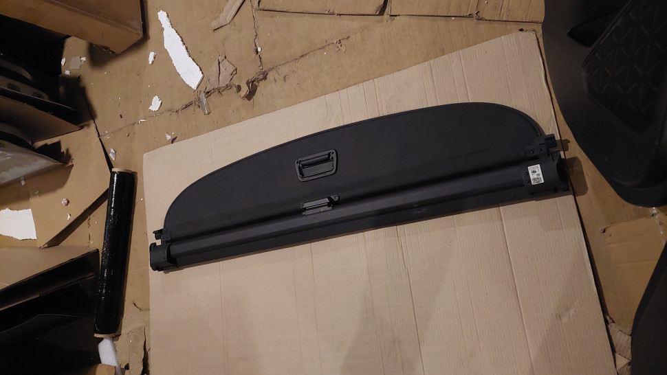 Шторка багажника Audi Q8 2018 - 2023 ролета полка багажника Ауди Ку 8