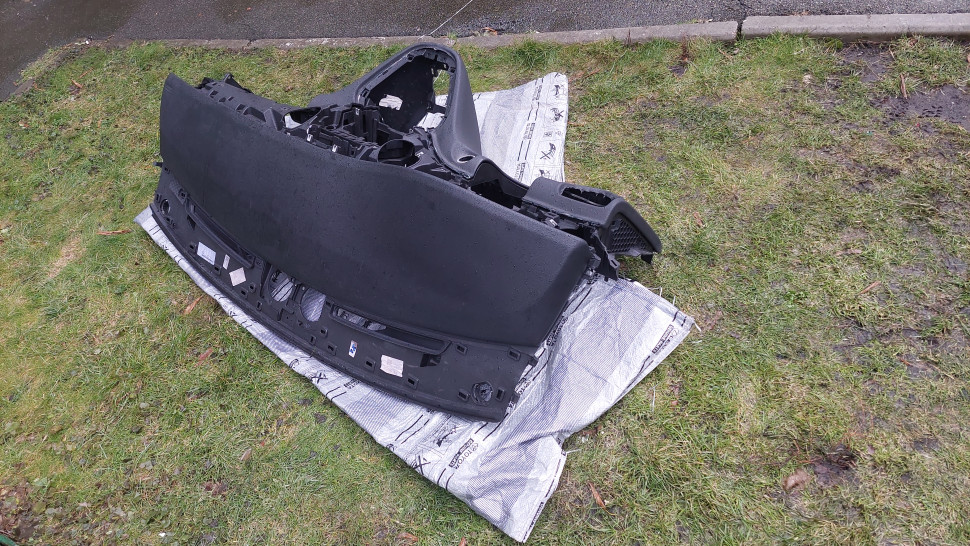 Торпедо Mersedes V-Class Vito w447 консоль торпеда панель Віто 447 с подушкой в сборе. 2014+