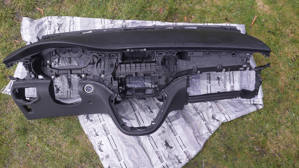 Торпедо Mersedes V-Class Vito w447 консоль торпеда панель Віто 447 с подушкой в сборе. 2014+