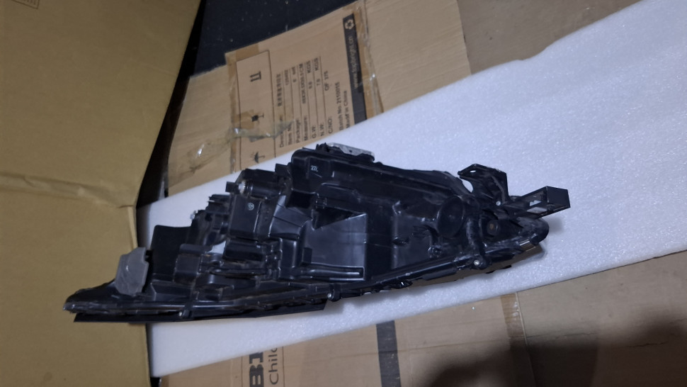 Після ремонту Фара Toyota BZ4X 2023 2024 2025 LED пайка на корпусі 8118542B00 8114542D00 фара права Тойота бЗ4Х 4 лінзи