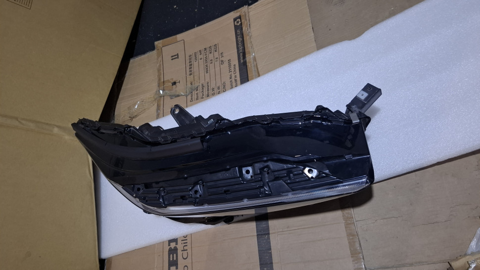 Після ремонту Фара Toyota BZ4X 2023 2024 2025 LED пайка на корпусі 8118542B00 8114542D00 фара права Тойота бЗ4Х 4 лінзи