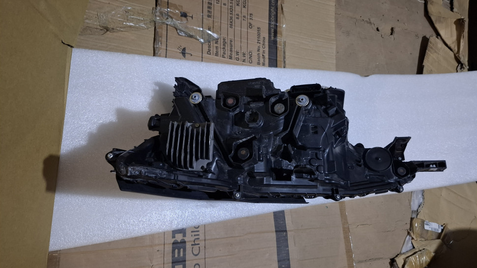 Після ремонту Фара Toyota BZ4X 2023 2024 2025 LED пайка на корпусі 8118542B00 8114542D00 фара права Тойота бЗ4Х 4 лінзи