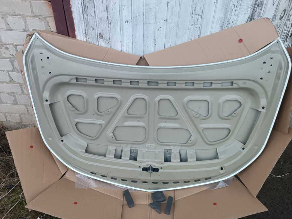 Капот Chevrolet Malibu XL 2018 2017 2016 капот Малибу ХЛ Шевролет