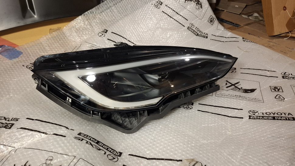 Фара права Tesla Model S Plaid 2022 2023 2024 2025 фари Тесла модел С рест 156371400F