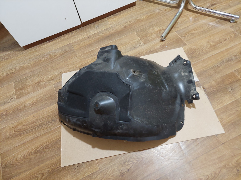 Подкрылок Tesla Model Y передний левый задняя часть Тесла 1492613-00-C оригинал новый