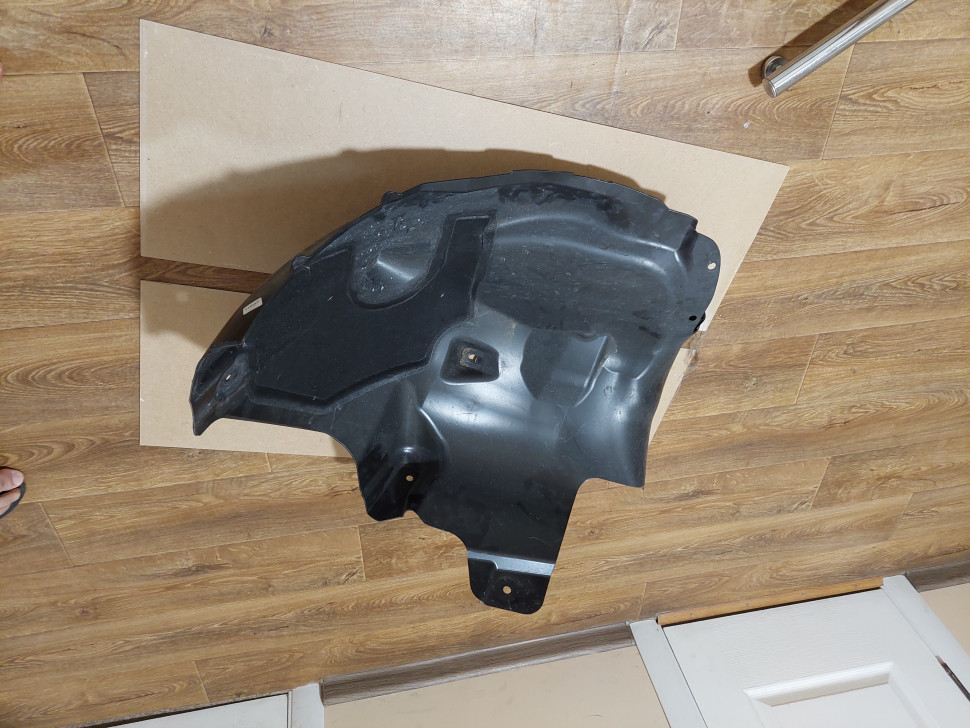 Подкрылок Tesla Model Y передний левый задняя часть Тесла 1492613-00-C оригинал новый