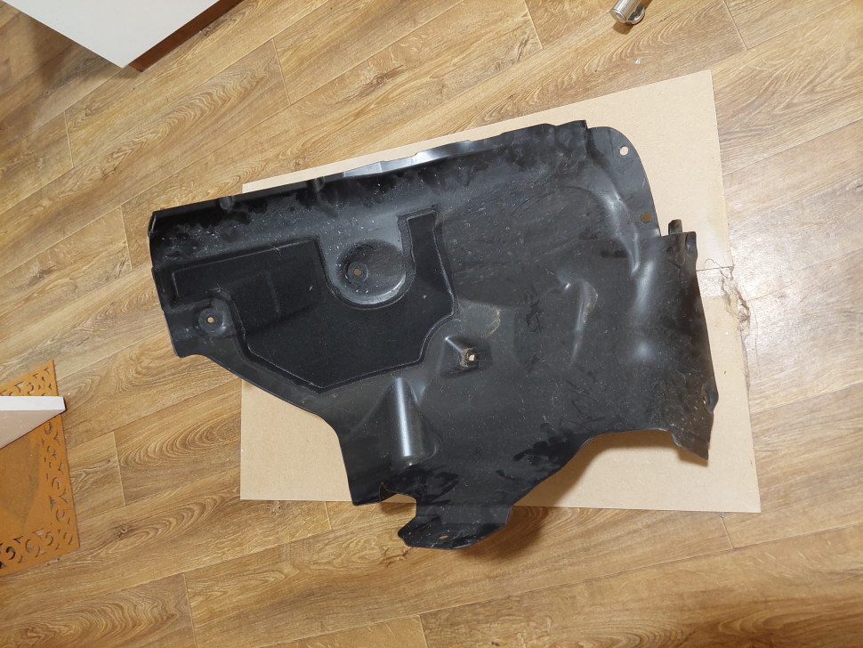 Подкрылок Tesla Model Y передний левый задняя часть Тесла 1492613-00-C оригинал новый