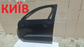 Двері VOLVO XC40 передні ліві 2017 2018 2019 2020 2021 2022 2023 Onyx Black Дверь передняя левая VOLVO XC 40 мілкий дефект 31479738