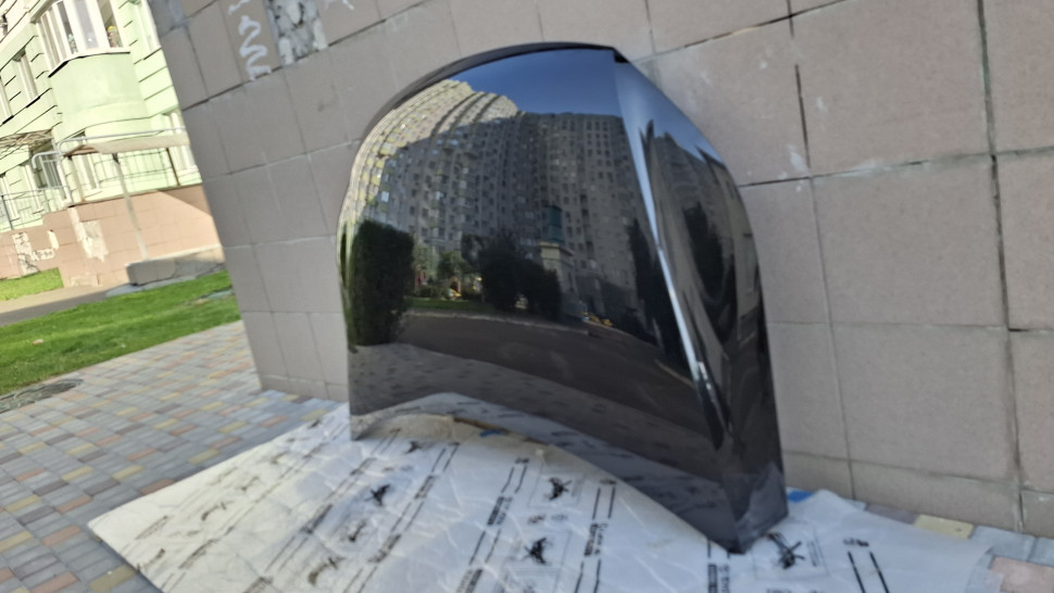 Капот Tiguan снят с авто Капот Тигуан в родной краске