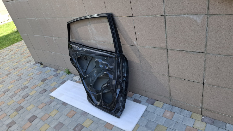 Дверь Subaru Forester SK задняя левая 2019 2020 2021 2022 2023 2024 Двері ліві Субару Форестер СК мілкий дефект 60409SJ0109P