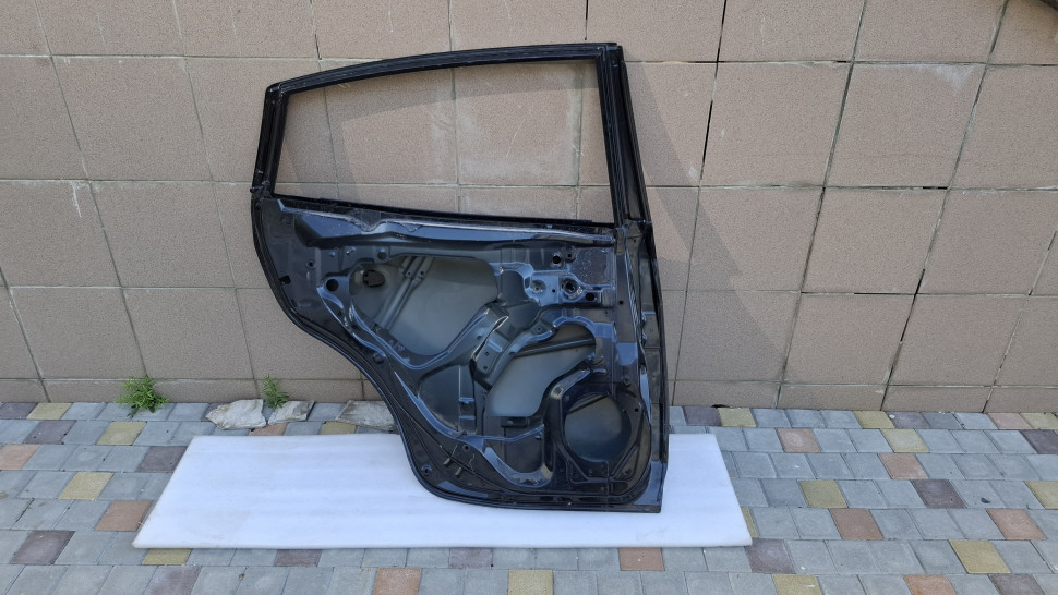 Дверь Subaru Forester SK задняя левая 2019 2020 2021 2022 2023 2024 Двері ліві Субару Форестер СК мілкий дефект 60409SJ0109P