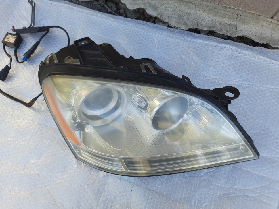 Фара Mercedes ML ксенон 2011 2010 2009 2008 2007 2006 2005 фара Мерседес МЛ