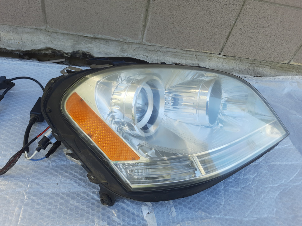 Фара Mercedes ML ксенон 2011 2010 2009 2008 2007 2006 2005 фара Мерседес МЛ