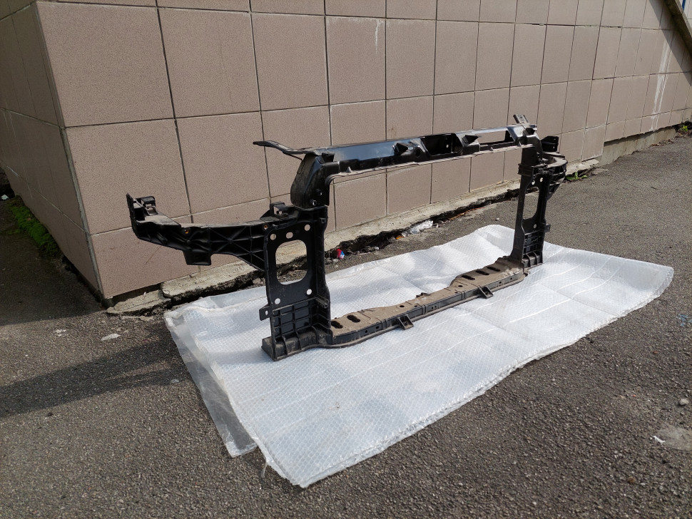 Панель передняя Kia Forte Cerato 2016 2015 2014 2013 телевизор Киа Форте Церато Черато Б/У