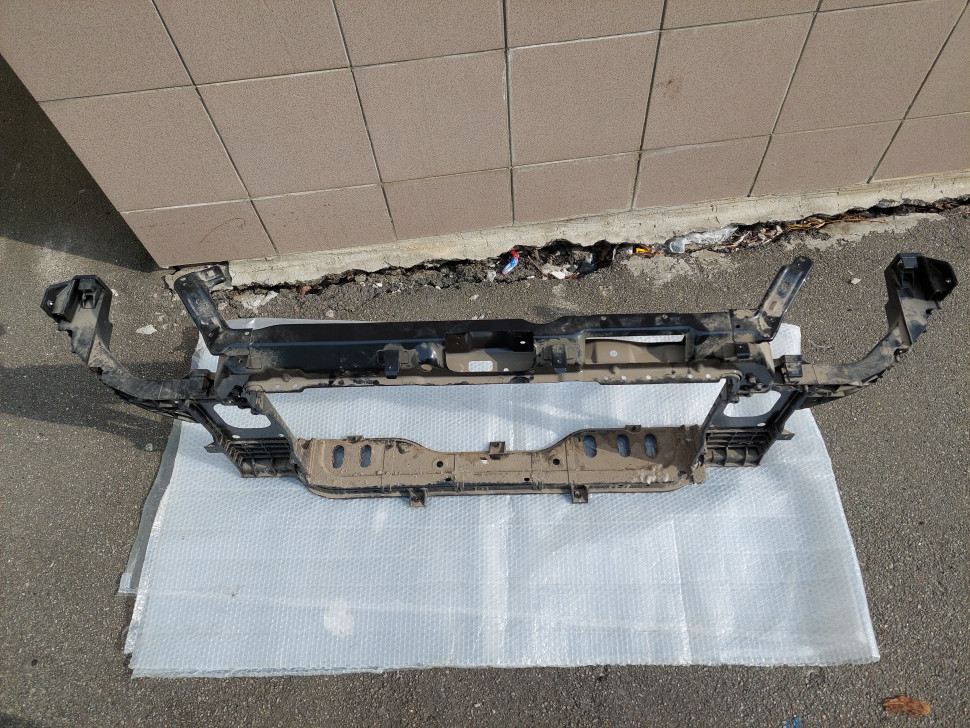 Панель передняя Kia Forte Cerato 2016 2015 2014 2013 телевизор Киа Форте Церато Черато Б/У