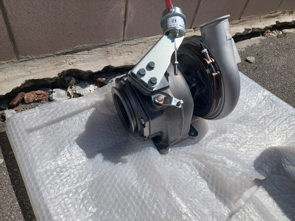 Турбина Dxi Euro 5 Volvo HX52 / HE500WG дв. MD13 21316565, 85020143, 7421316565, 7485020143 НОВАЯ Турбина Рено Премиум 