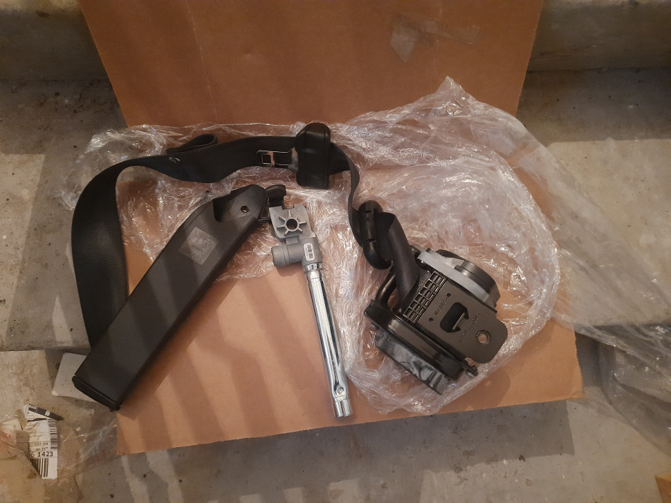 Ремень безопасности Ford Escape mk3 2013 2014 2015 2016 2017 2018 2019 Kuga Ремень пассажира правый передний CJ5478612D64