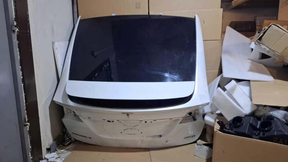 Дефект крышка багажника Tesla Model X 2016 2017 2018 2019 2020 2021 Дверь багажника Тесла модел Х Ляда Тесла Х 106745600B