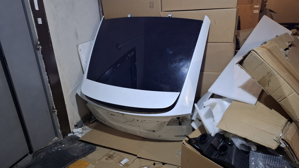 Дефект крышка багажника Tesla Model X 2016 2017 2018 2019 2020 2021 Дверь багажника Тесла модел Х Ляда Тесла Х 106745600B