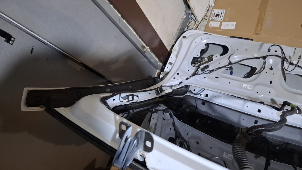 Дефект крышка багажника Tesla Model X 2016 2017 2018 2019 2020 2021 Дверь багажника Тесла модел Х Ляда Тесла Х 106745600B