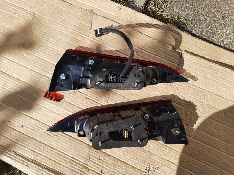 Фонарь LEXUS ES 2020 2019 2018 2021 левый Фонарь Лексус ЕС LED 250 300