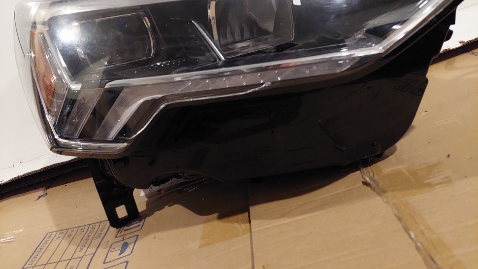 Фара AUDI Q3 83a full led USA оригинал Б/У Фара Ауди КУ3 Лед Америка