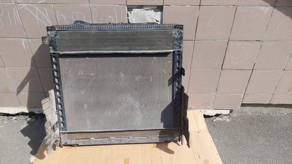 Радиатор DAF XF CF E6 Б/У ОРИГ с рамой Радиатор Даф