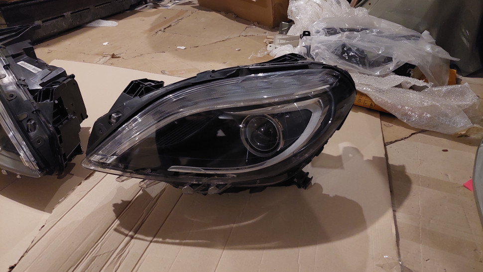 Фары MERCEDES B-Class BI-XENON Ксенон Фара w246 B246 246 A246 