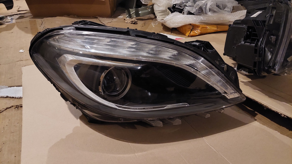 Фары MERCEDES B-Class BI-XENON Ксенон Фара w246 B246 246 A246 