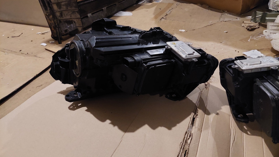 Фары MERCEDES B-Class BI-XENON Ксенон Фара w246 B246 246 A246 