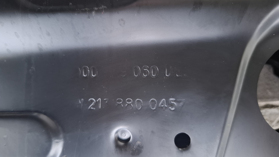 Капот Mercedes W213 W238 AMG 2016+ 2019 2020 2021 2022 2023 Капот Мерседес 213 238 АМГ A2388800100 A2138870203