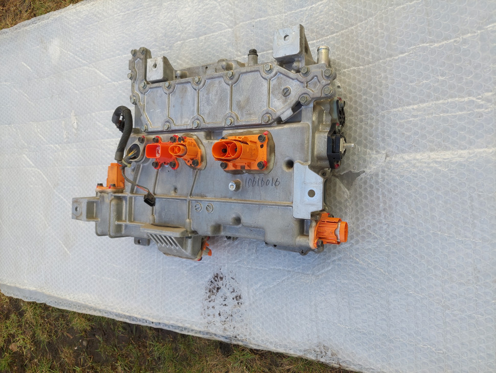 Преобразователь Nissan Leaf dc/dc junction box 292C03NA0B конвертор