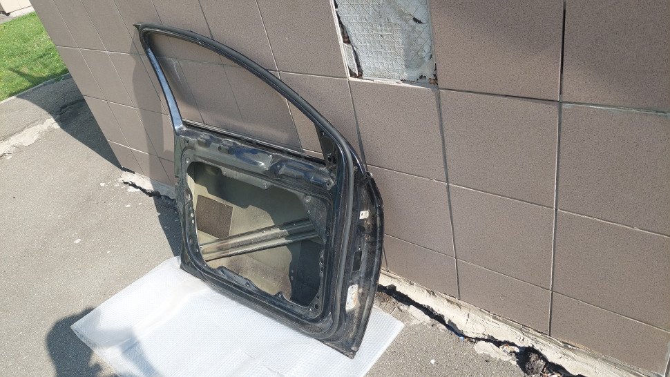 Дверь VW Passat B7 Европа Дверь передняя левая Пассат Б7 EUR