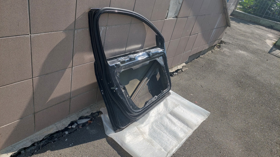 Дверь VW Passat B7 Европа Дверь передняя левая Пассат Б7 EUR