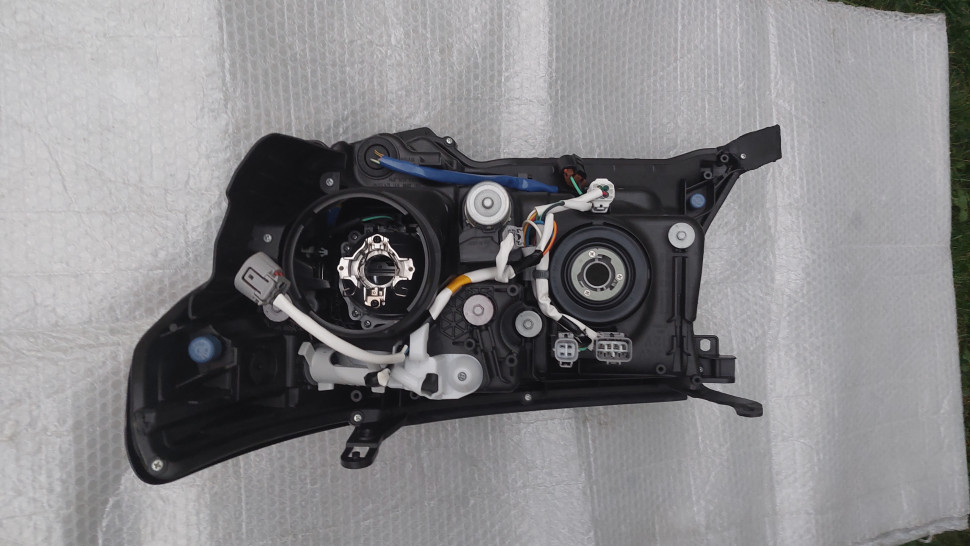 Фара Toyota Land Cruiser 200 LC200 Правая ОРИГИНАЛ Фара Тойота Ленд Крузер