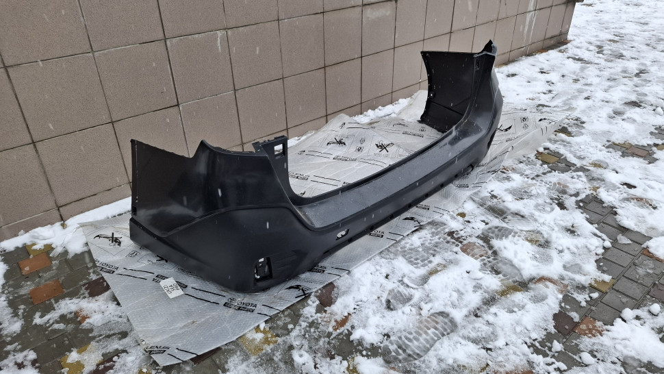 Бампер задний Subaru Outback 2022 2021 2020 2019 Оригинал новый Аутбек 57704AN31A