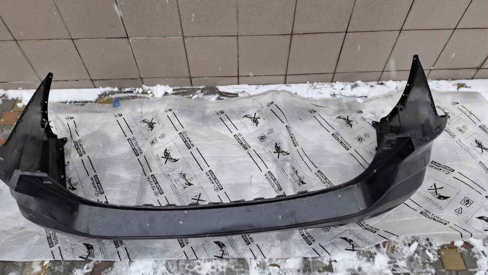 Бампер задний Subaru Outback 2022 2021 2020 2019 Оригинал новый Аутбек 57704AN31A