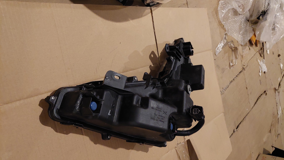 Противотуманка Lexus LX 450 Оригинал ПТФ левая Lexus LX 450 570 Фара протитуманна Lexus LX450 ДХО