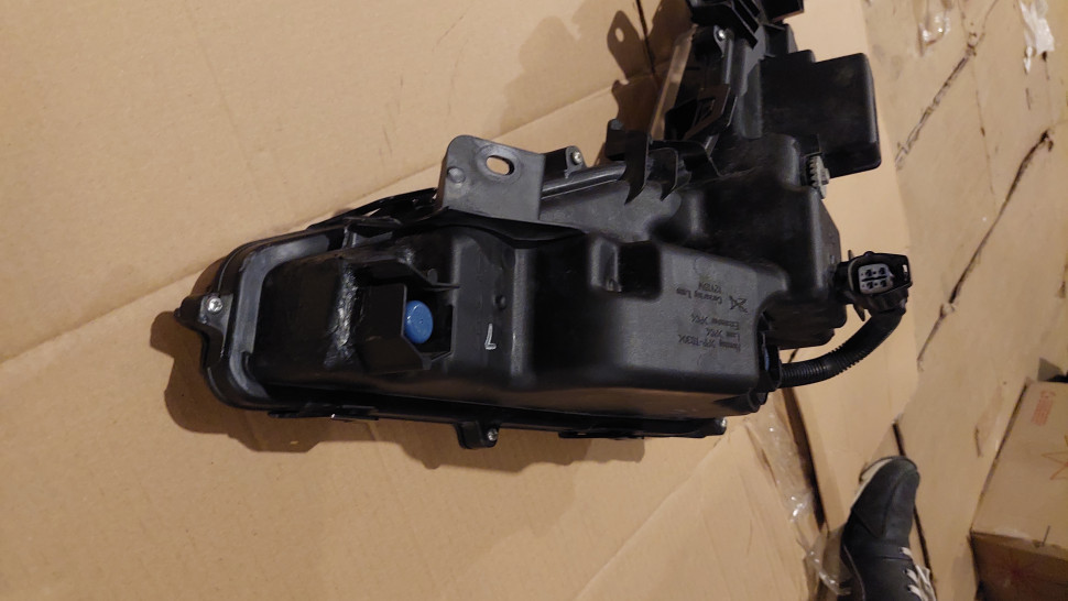 Противотуманка Lexus LX 450 Оригинал ПТФ левая Lexus LX 450 570 Фара протитуманна Lexus LX450 ДХО