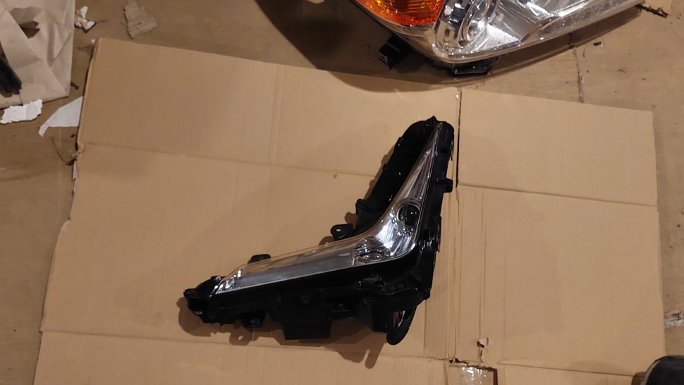 Противотуманка Lexus LX 450 Оригинал ПТФ левая Lexus LX 450 570 Фара протитуманна Lexus LX450 ДХО