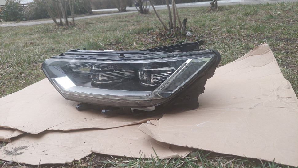 нужна замена стекла Фара Passat B8 full led 2019 2018 2017 2016 2015 3G1941081G Європа дефект 