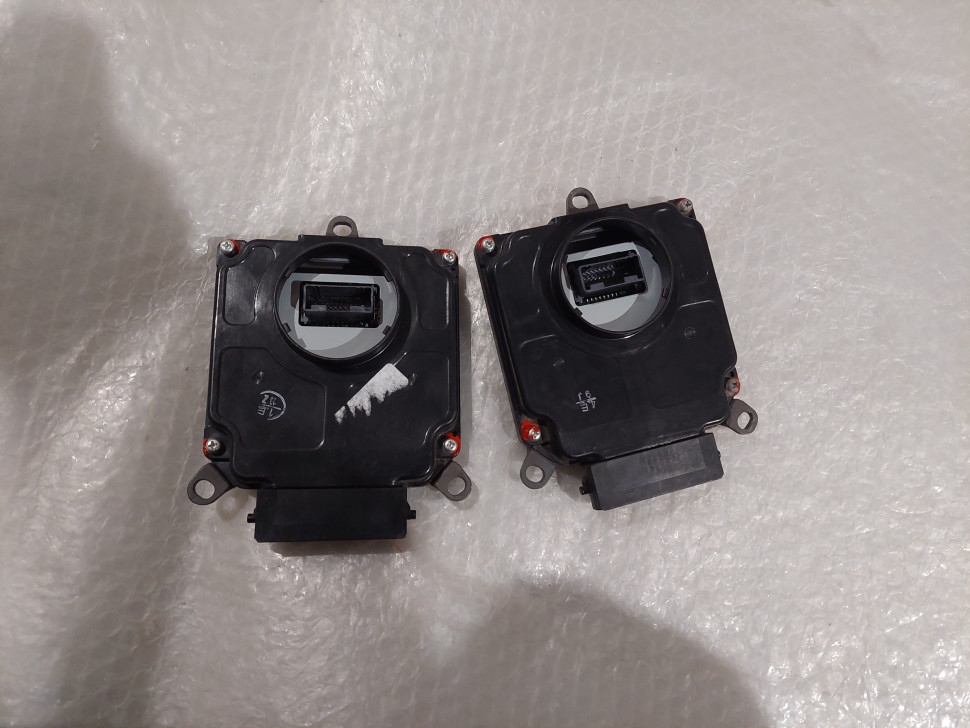 Блок фары Toyota RAV4 / Camry XV70 2018 2019 2020 2021 2022 2023 блок RAV 4 / Камри 70 Led