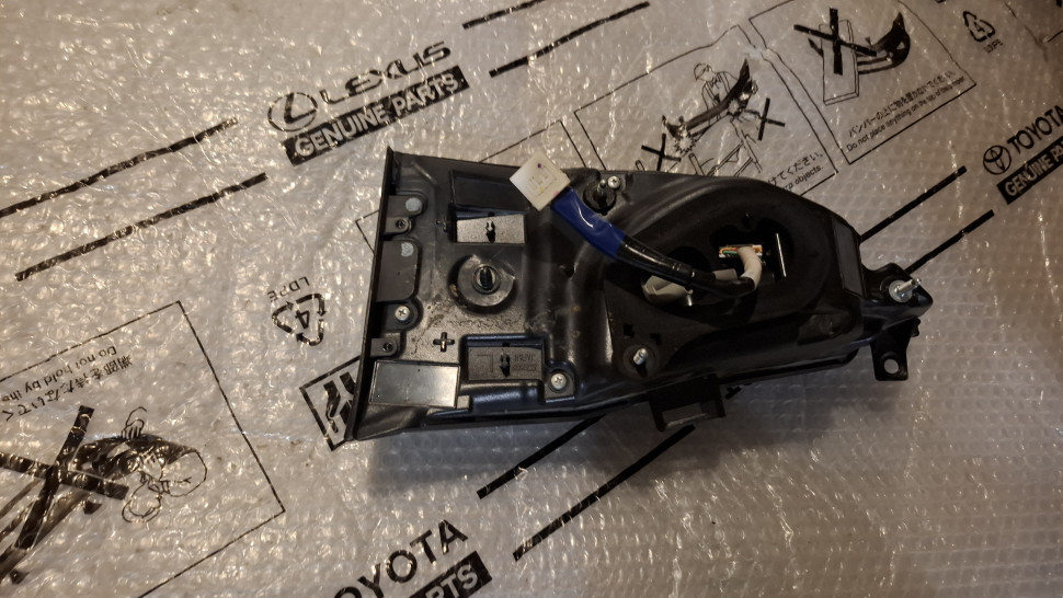 Фонарь Lexus RX 4 LED 2015 2016 2017 2018 2019 Фонарь в ляду Лексус РХ 4 светодиод 8159148200 8159148201