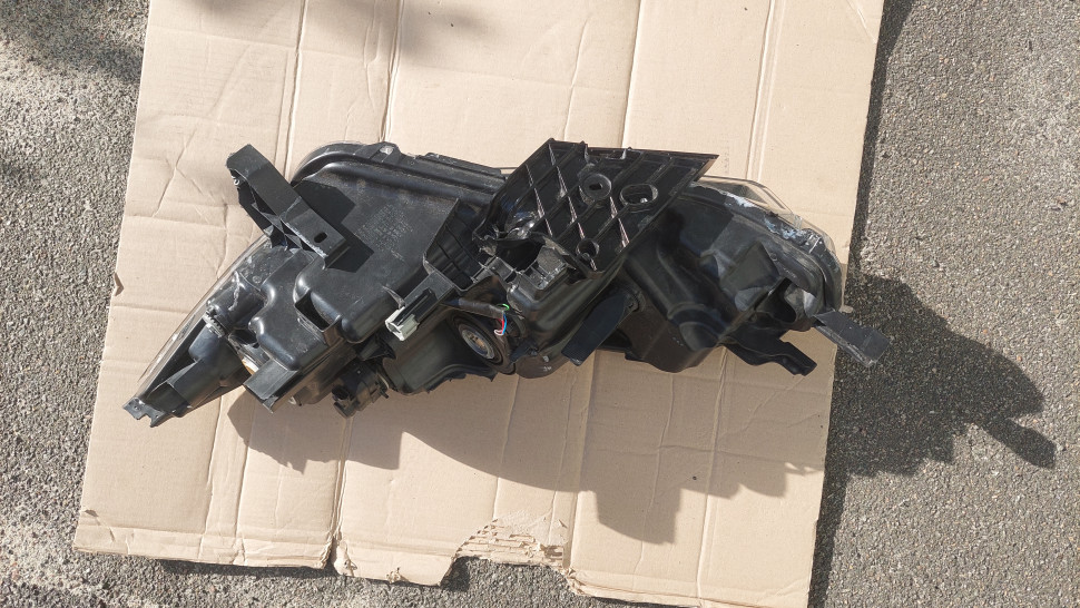 Фара Nissan Qashqai j11 2017 2018 2019 2020 нужен ремонт креплений