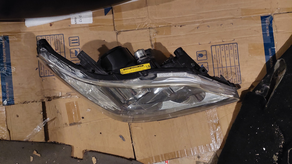 Фара Lexus ES 350 Xenon 2010 2011 2012 Фара Лексус ЕС 350 ксенон