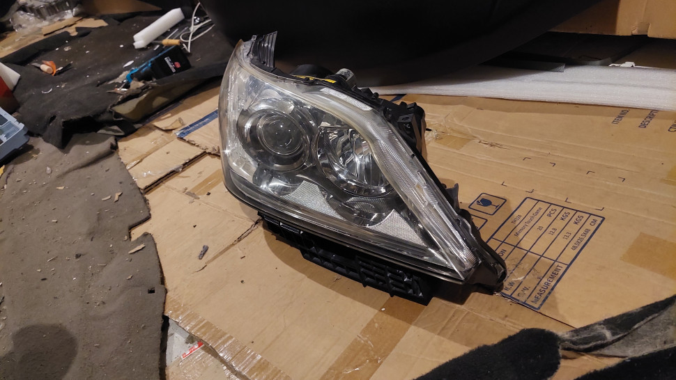 Фара Lexus ES 350 Xenon 2010 2011 2012 Фара Лексус ЕС 350 ксенон