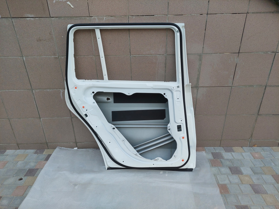 Дверь Mercedes w166 x166 gl gls дверь задняя левая Мерседес 166 Оригинал A1667300105